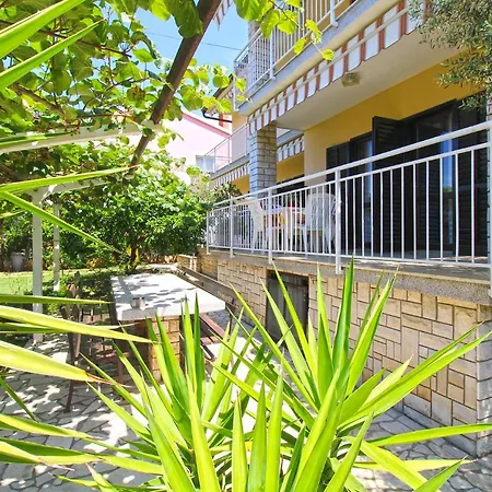 Apartment Biskupije 1158 *